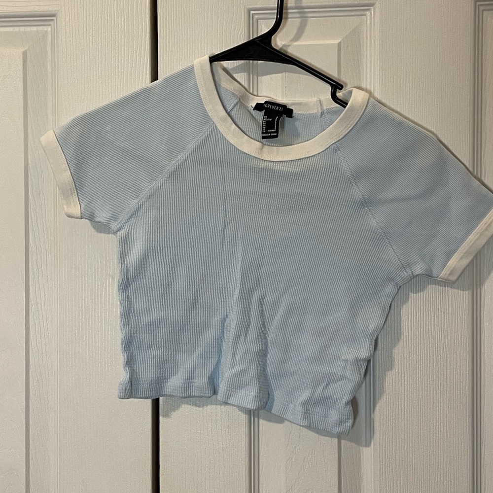 Forever 21 Blue and White Ribbed Crop Top